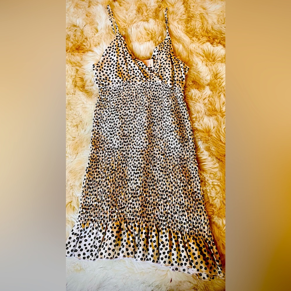 Summer dress. Size small. Never worn